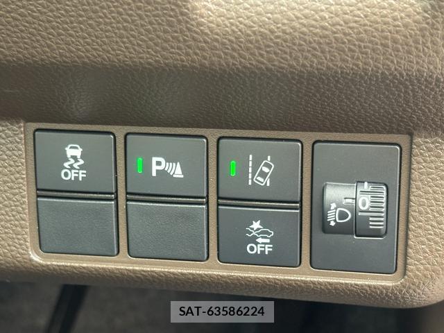 Honda N-WGN 2021-11 8373180-7