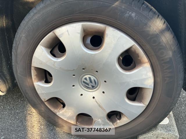 VolksWagen NEW BEETLE 2007-06 8372526-6