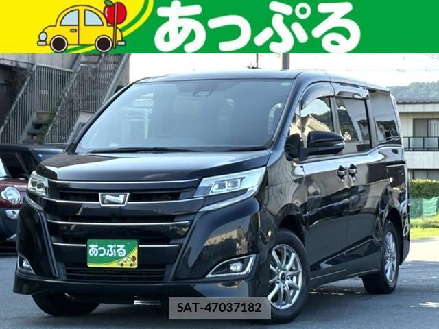 Toyota NOAH 2017-09 8372658-0