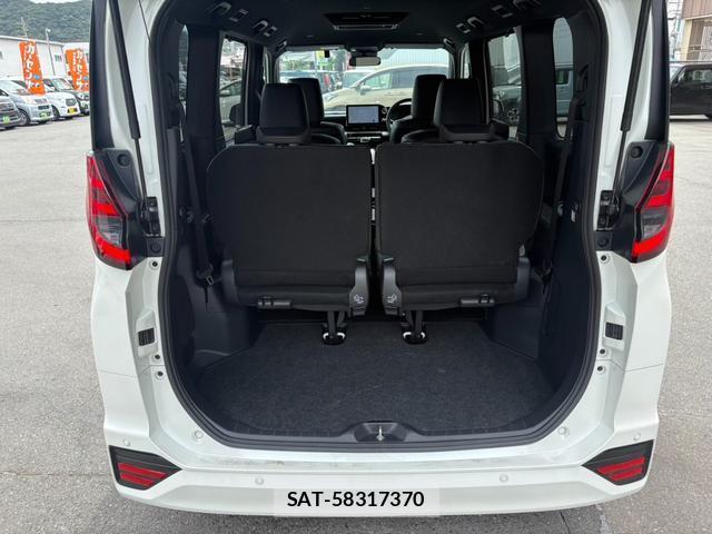 Toyota NOAH 2022-12 8372668-19