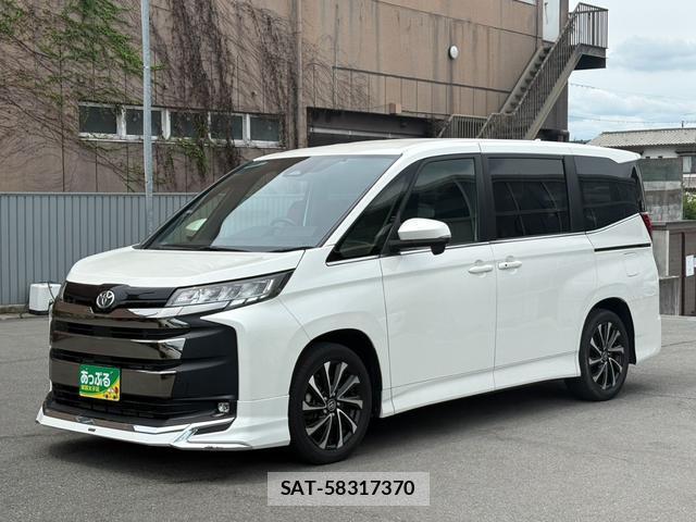 Toyota NOAH 2022-12 8372668-7