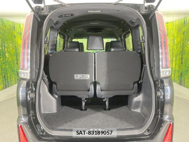 Toyota NOAH 2018-08 8373031-10