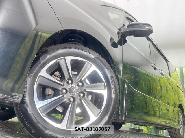 Toyota NOAH 2018-08 8373031-13