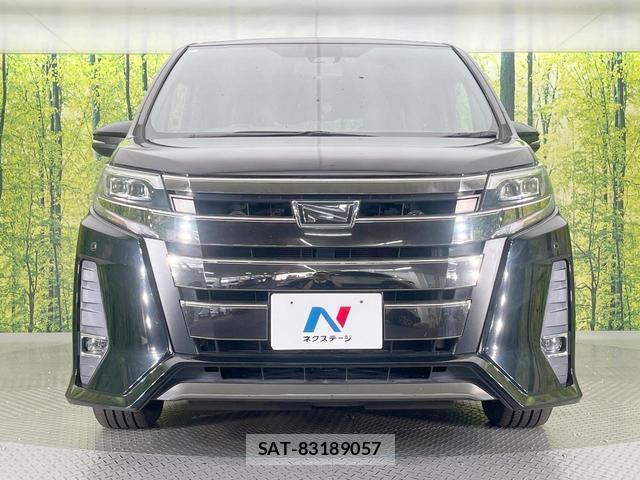 Toyota NOAH 2018-08 8373031-14