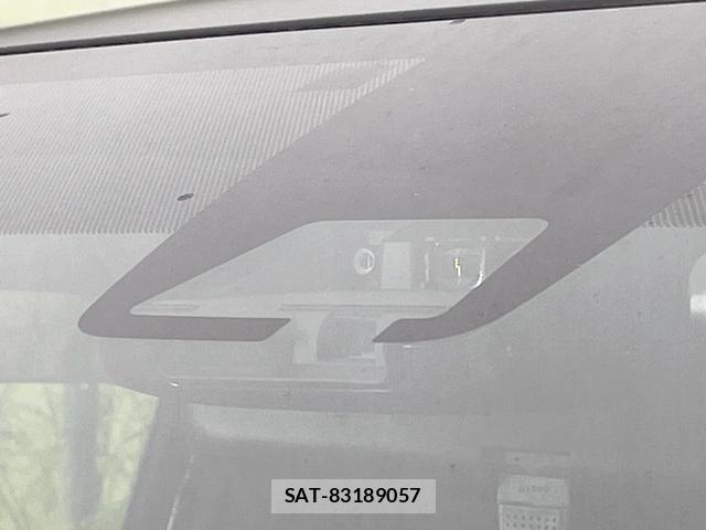 Toyota NOAH 2018-08 8373031-5