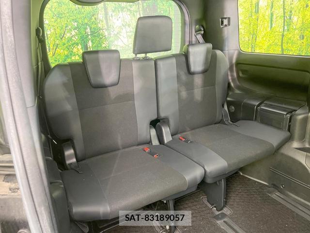 Toyota NOAH 2018-08 8373031-9