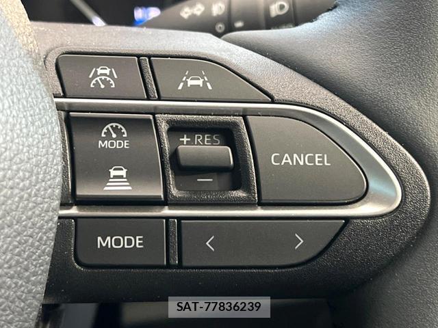 Toyota NOAH 2025-07 8373133-6