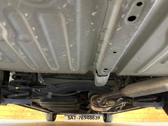 Toyota NOAH 2018-02 8373134-18