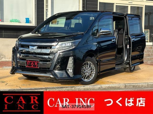 Toyota NOAH 2018-08 8373819-0