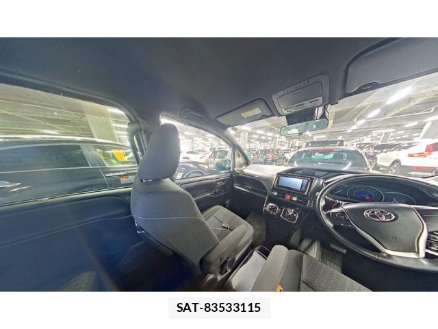 Toyota NOAH 2020-07 8373850-3
