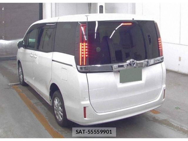 Toyota NOAH 2020-08 8373856-1
