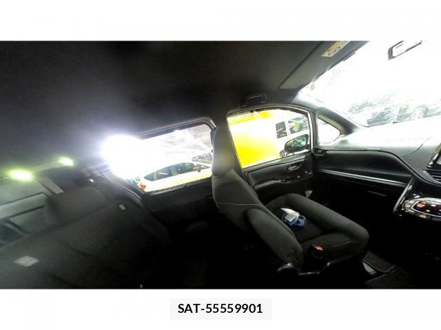 Toyota NOAH 2020-08 8373856-4