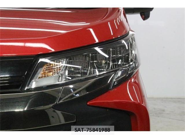Toyota NOAH 2022-10 8373950-14