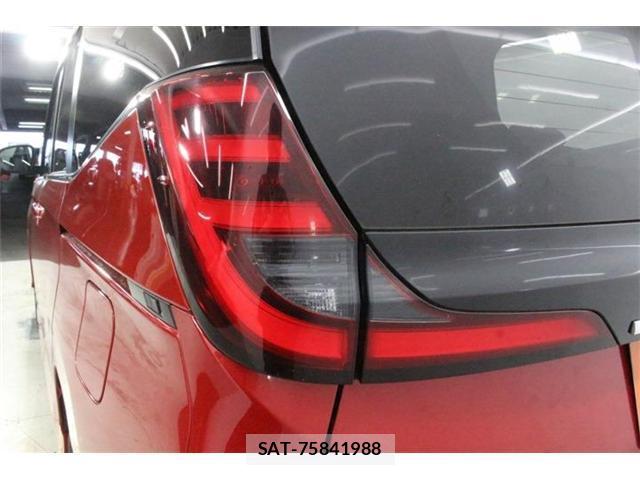 Toyota NOAH 2022-10 8373950-17