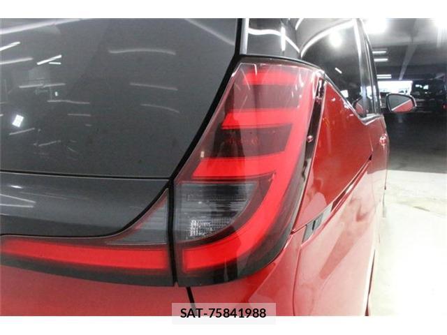 Toyota NOAH 2022-10 8373950-18
