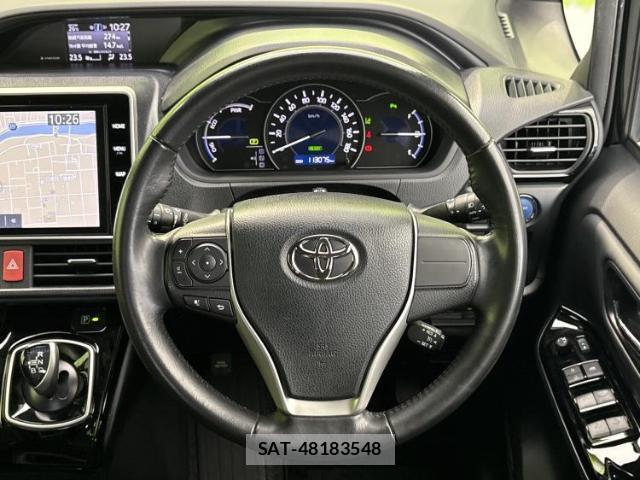 Toyota NOAH 2020-11 8374072-14