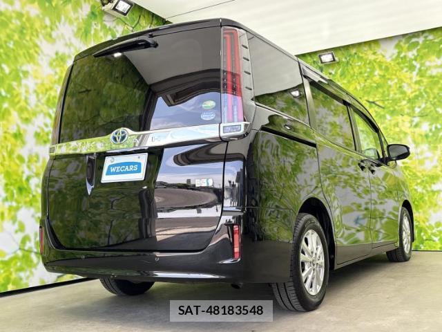 Toyota NOAH 2020-11 8374072-2