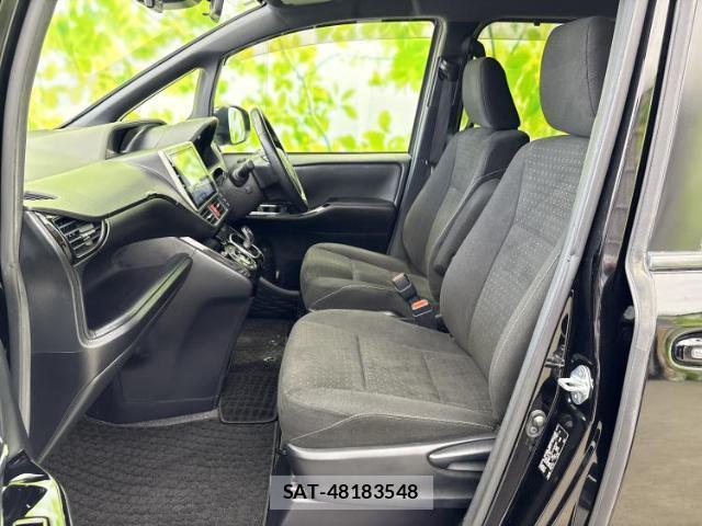 Toyota NOAH 2020-11 8374072-6