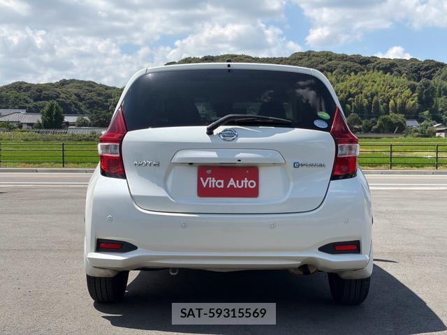 Nissan NOTE 2017-11 8372657-12