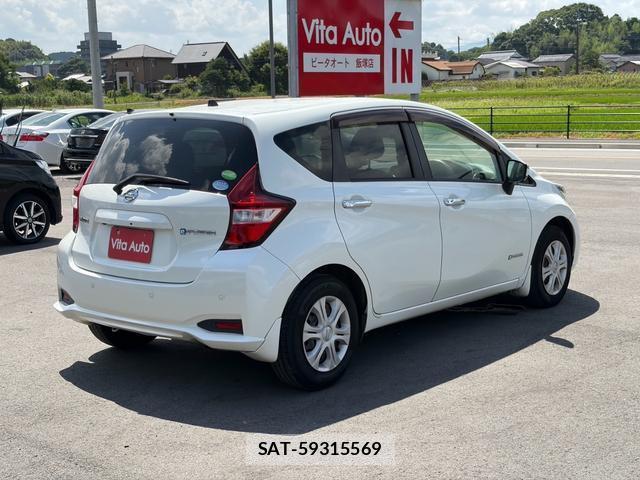 Nissan NOTE 2017-11 8372657-13