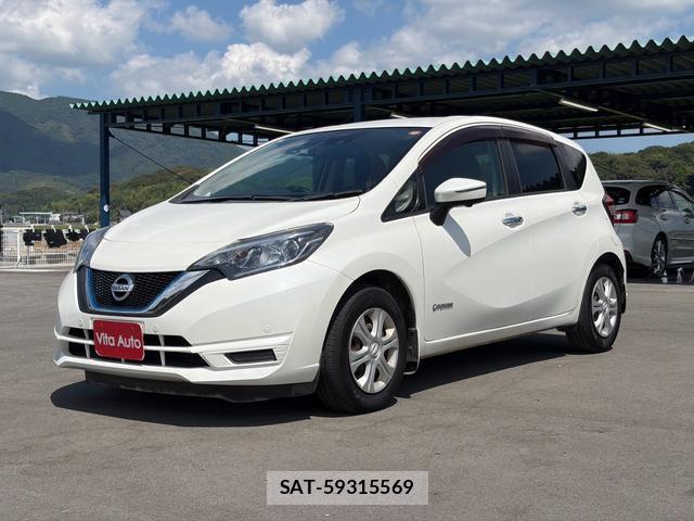 Nissan NOTE 2017-11 8372657-14