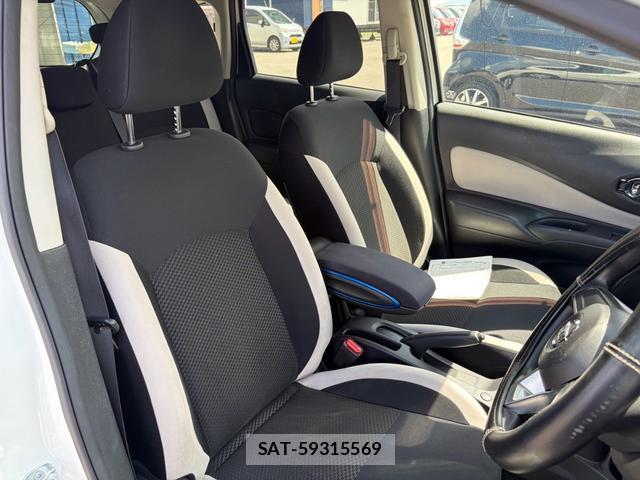 Nissan NOTE 2017-11 8372657-18