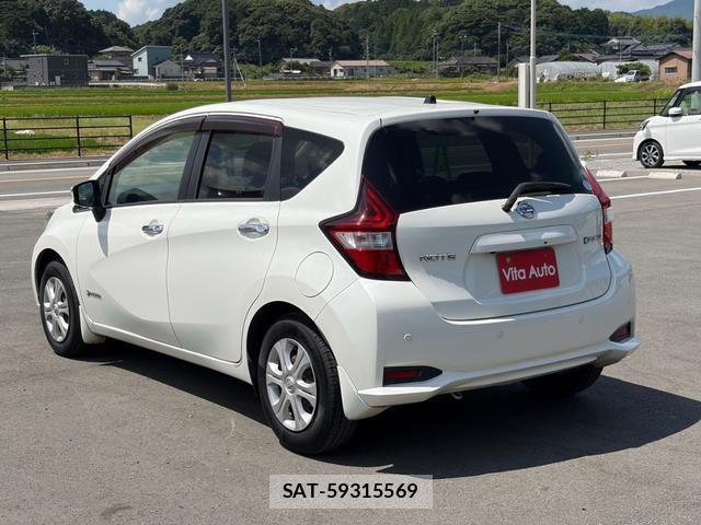 Nissan NOTE 2017-11 8372657-4