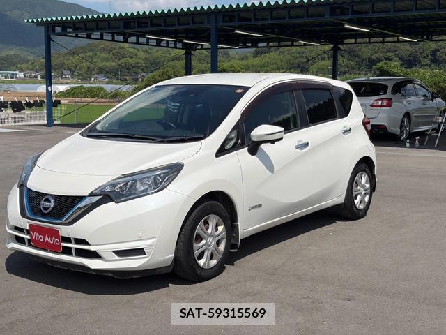 Nissan NOTE 2017-11 8372657-9