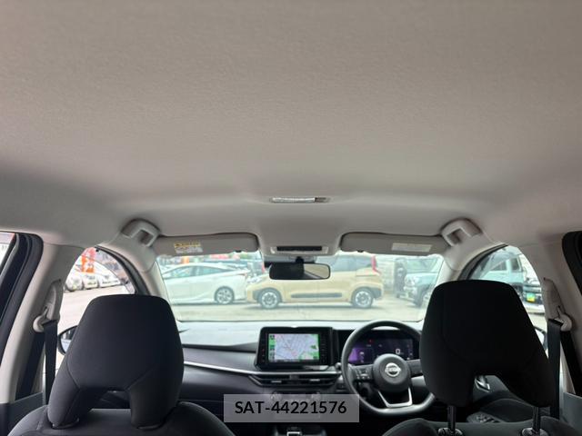 Nissan NOTE 2021-12 8372669-13