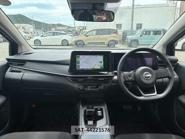 Nissan NOTE 2021-12 8372669-16