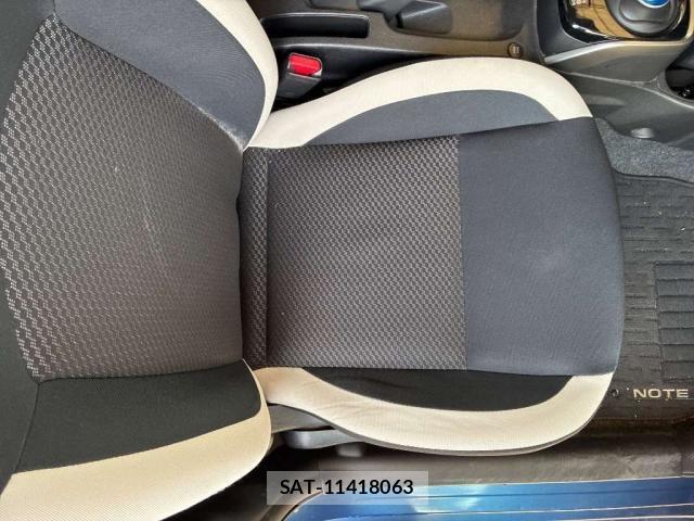 Nissan NOTE 2018-02 8372832-11
