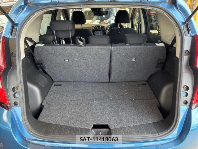 Nissan NOTE 2018-02 8372832-7