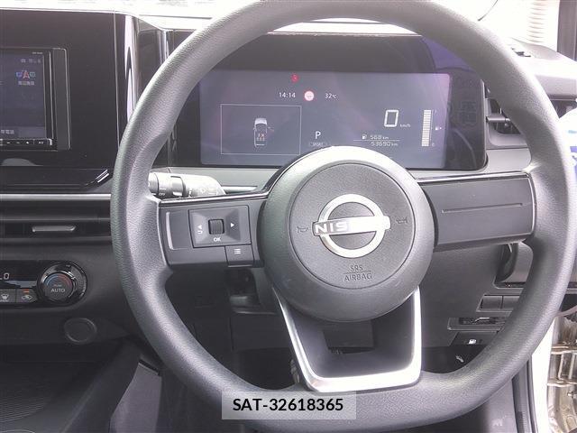 Nissan NOTE 2022-06 8372937-11