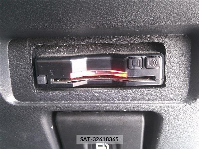 Nissan NOTE 2022-06 8372937-12