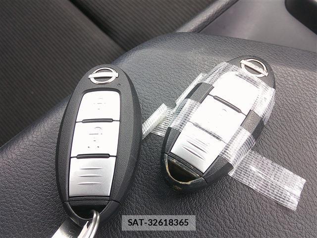 Nissan NOTE 2022-06 8372937-9