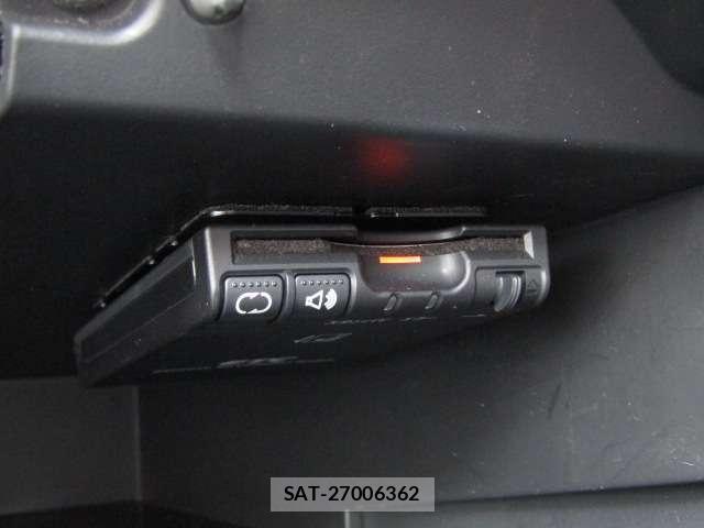Nissan NOTE 2018-03 8373709-3