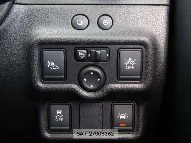 Nissan NOTE 2018-03 8373709-6