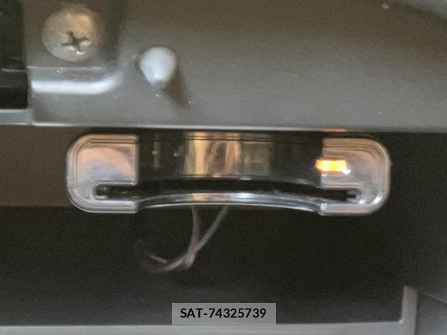 Nissan NOTE 2019-06 8373743-16