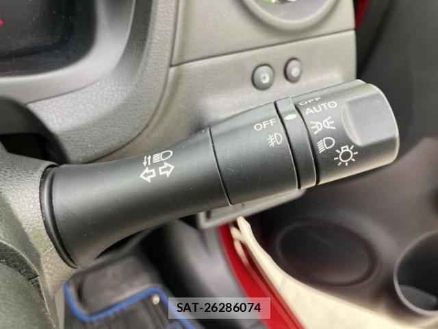 Nissan NOTE 2017-08 8374077-15