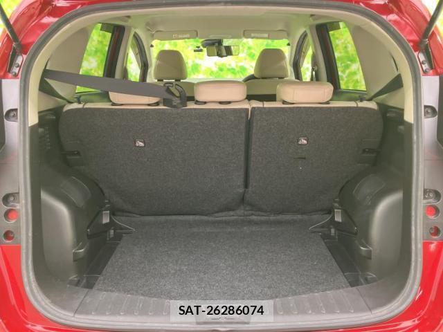 Nissan NOTE 2017-08 8374077-7
