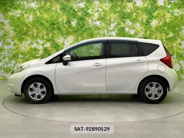 Nissan NOTE 2015-04 8374157-1