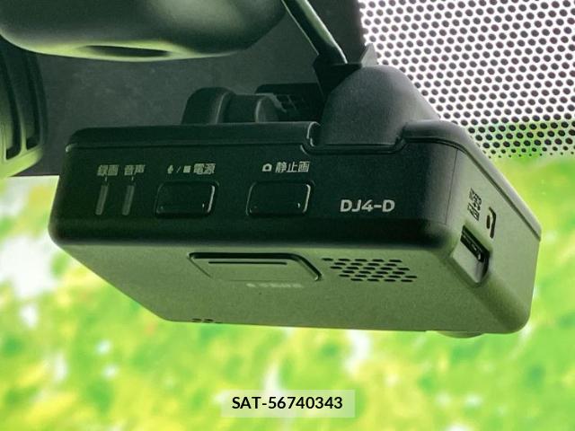 Nissan NOTE 2018-09 8374160-13