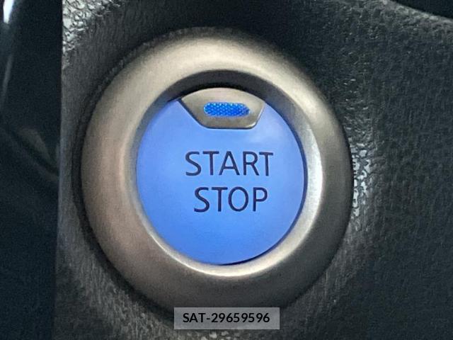 Nissan NOTE 2019-03 8374251-17