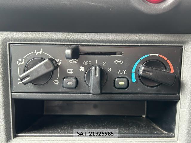 Nissan CLIPPER VAN 2012-10 8372711-6