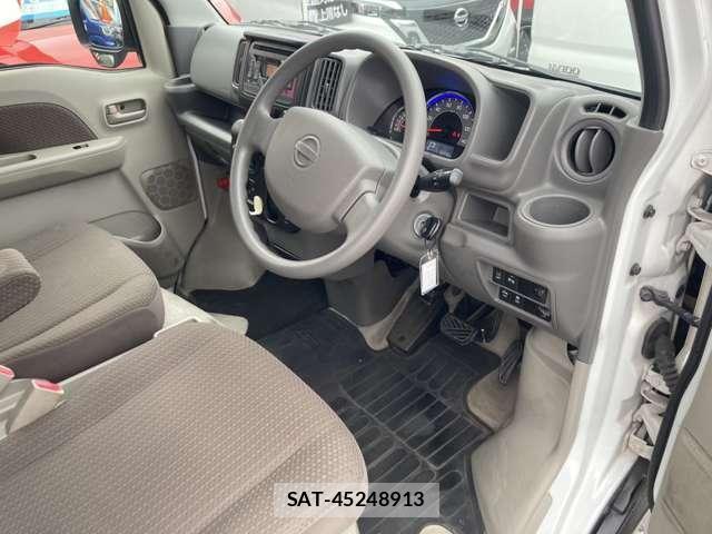 Nissan CLIPPER VAN 2020-06 8372715-9