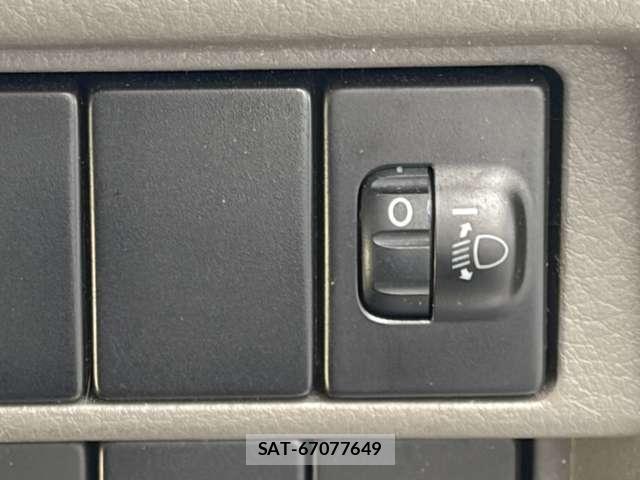 Nissan CLIPPER VAN 2023-07 8373427-17