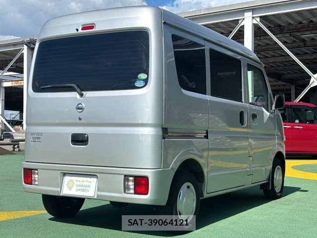 Nissan CLIPPER VAN 2016-11 8373565-1
