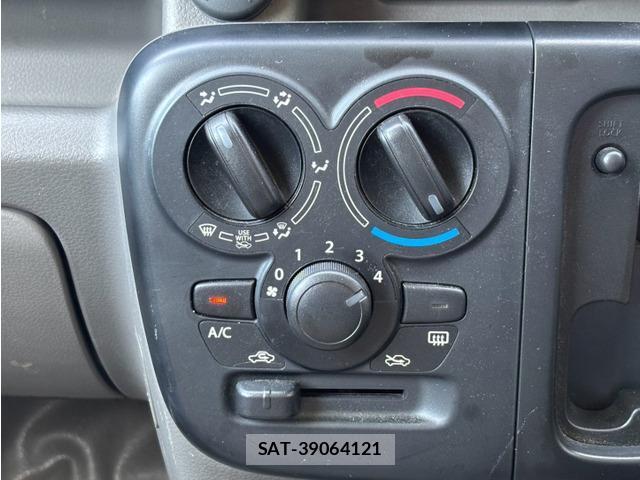 Nissan CLIPPER VAN 2016-11 8373565-6
