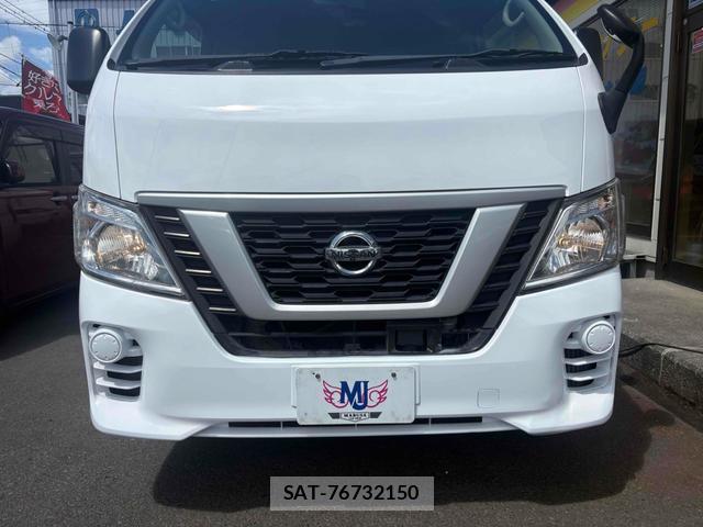 Nissan NV350 Caravan 2017-11 8373152-10