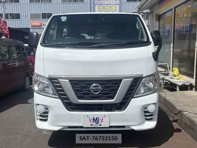Nissan NV350 Caravan 2017-11 8373152-14